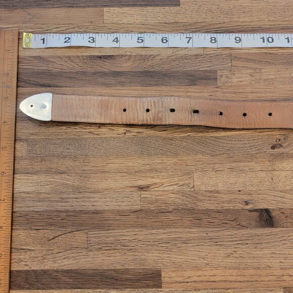 Black Leather Golf Embossed Medallions Croc Print Belt - Picture 7 of 16